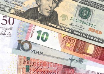 banknotes from USA, CHINA, UK and Europe representing the heavy weights in global trading