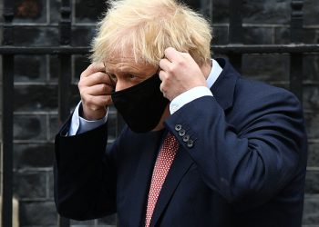 LONDON, ENGLAND - OCTOBER 06: British Prime Minister Boris Johnson leaves Downing Street ahead of delivering his Leader's Speech to the Conservative Party Conference on October 6, 2020 in London, England. Due to Covid-19 restrictions the political party conferences are being held virtually this year. In his leader's speech Johnson will look to the future and pledge the UK to become the "Saudi Arabia of Wind Power" promising to become a world leader in green energy with every home in Britain powered by offshore wind farms within a decade. (Photo by Leon Neal/Getty Images)